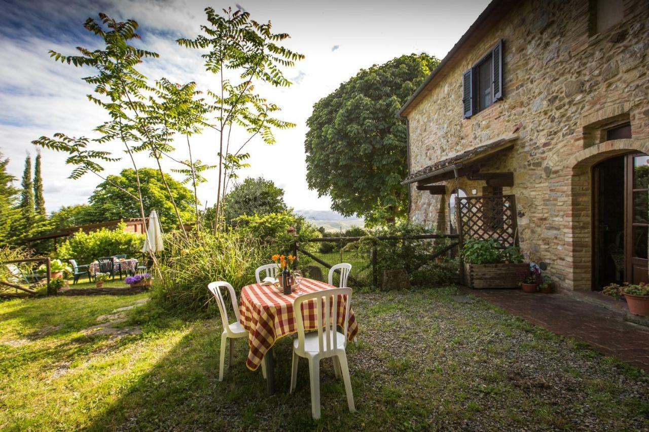 Rustico In Pietra Villa Chianni Kültér fotó