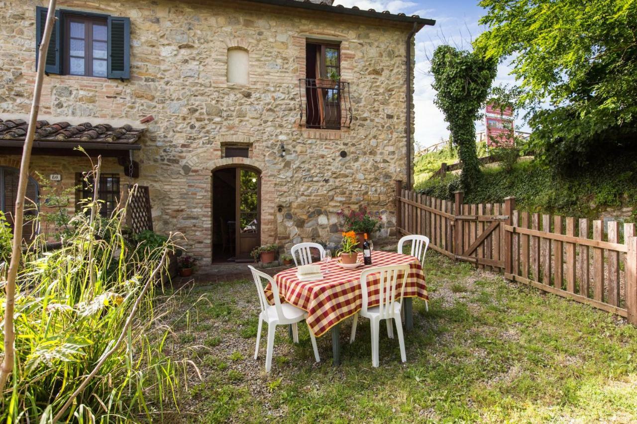 Rustico In Pietra Villa Chianni Kültér fotó